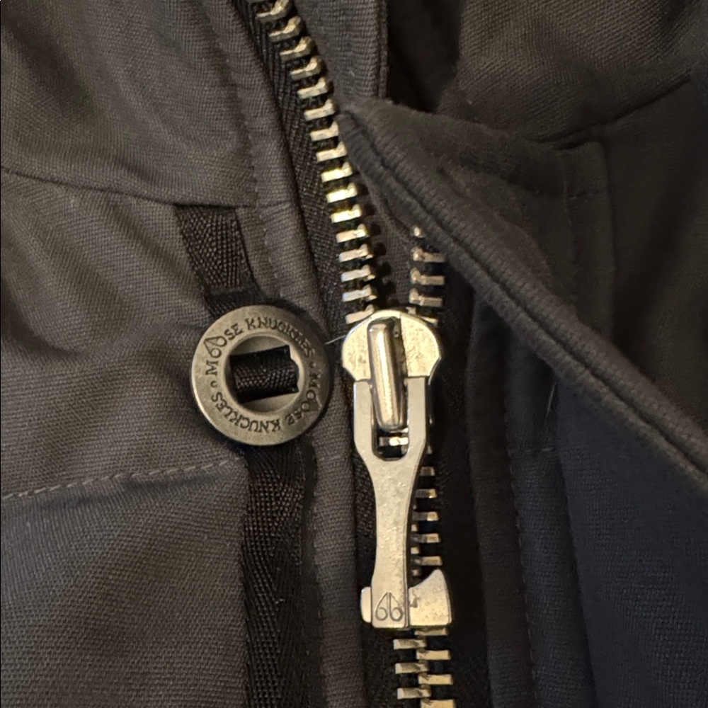 Moose Knuckles Original 3Q Fur Jacket – Size L – Granite / Black Fox Fur - Picture 6 of 16